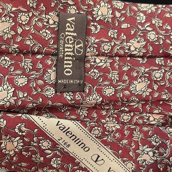 VALENTINO FLORAL NECKTIE - Picture 6 of 6